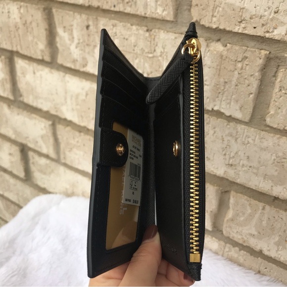 Michael Kors Purse And Wallet - Picture 8 of 11